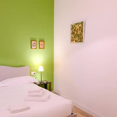 Splendid Two Room Suite-3